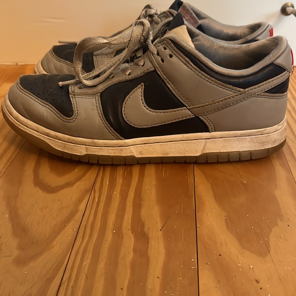 Nike Dunks - Picture 3 of 5